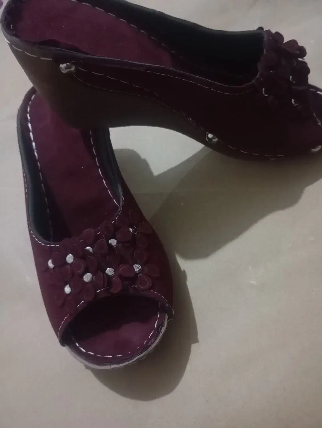 کفش|کیف، کفش، کمربند|بیرجند, |دیوار