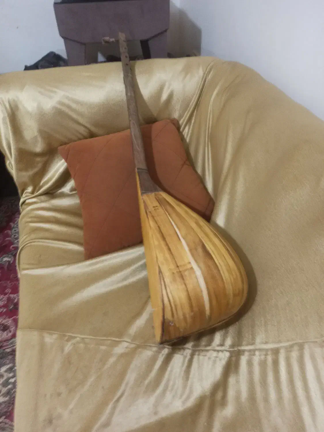 ساز قوپوز|سازهای سنتی|کلیبر, |دیوار