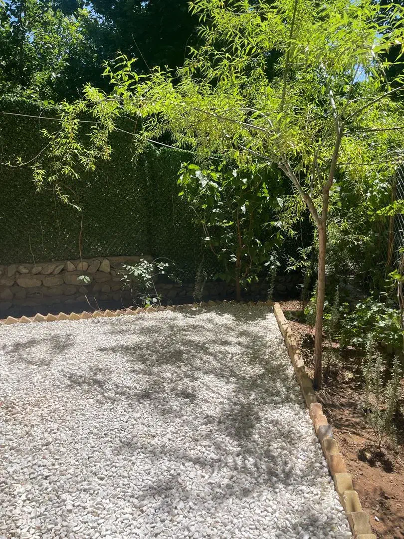 به یک زوج یا مرد مجرد جهت چرخاندن مجموعه|استخدام سرایداری و نظافت|کوهسار (البرز), |دیوار