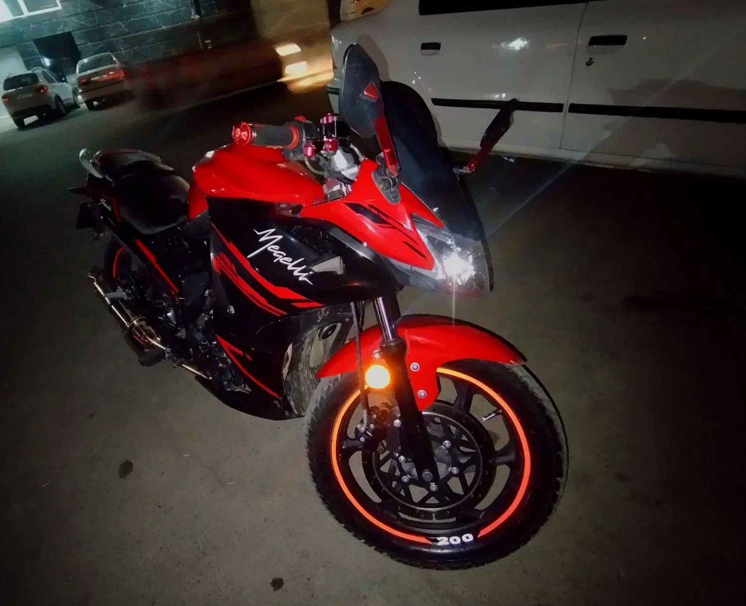 مگلی 200|موتورسیکلت|نیشابور, مازول|دیوار