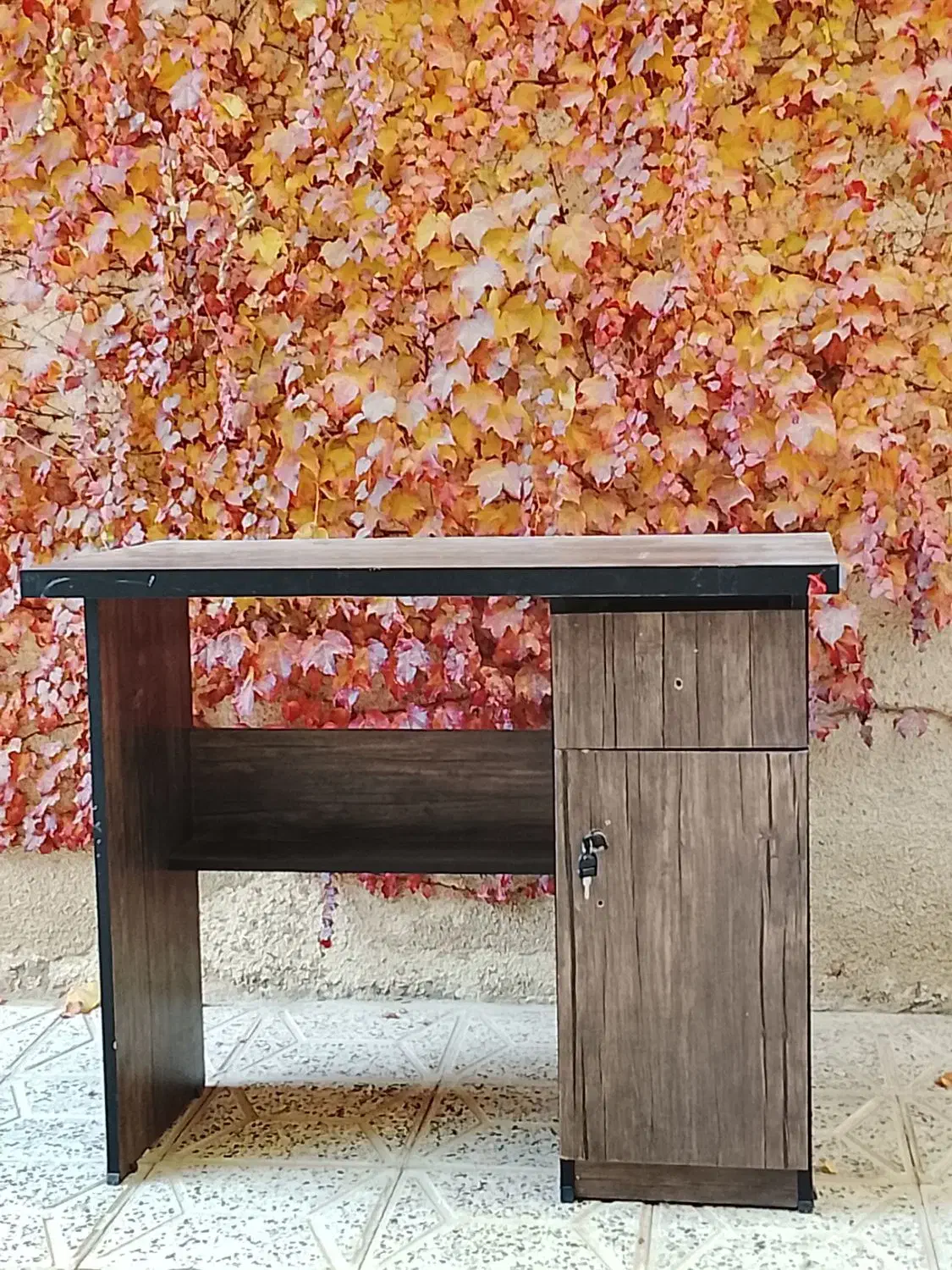 میز تحریر|میز تحریر و کامپیوتر|بجنورد, |دیوار