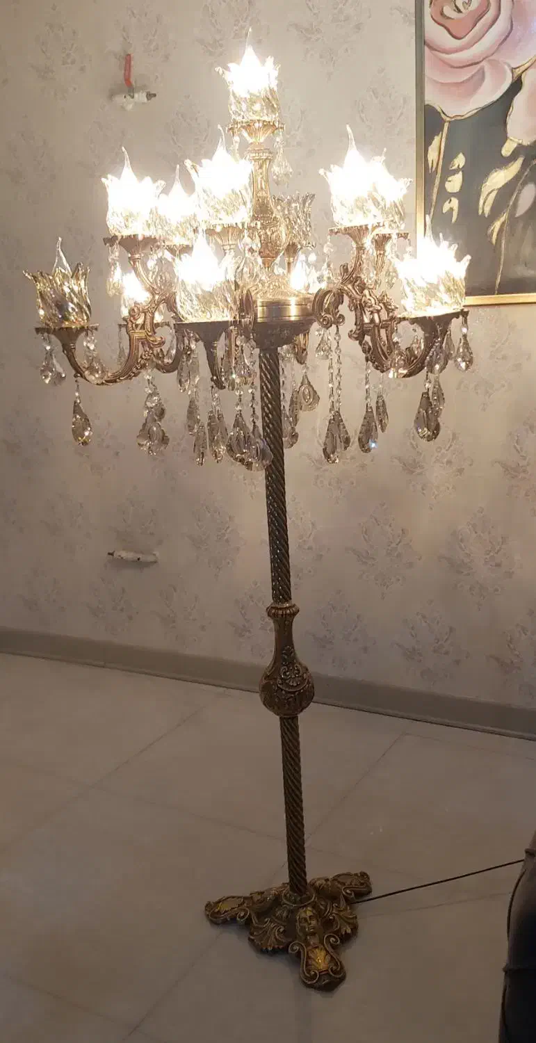 آباژور ایستاده برنز اصل ۶ شاخه ۱۳ شعله|چراغ خواب و آباژور|کرمانشاه, |دیوار