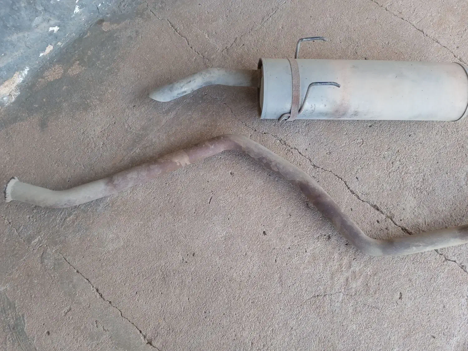 منبع اگزوز فابریک|قطعات یدکی و لوازم جانبی|کوهدشت, |دیوار