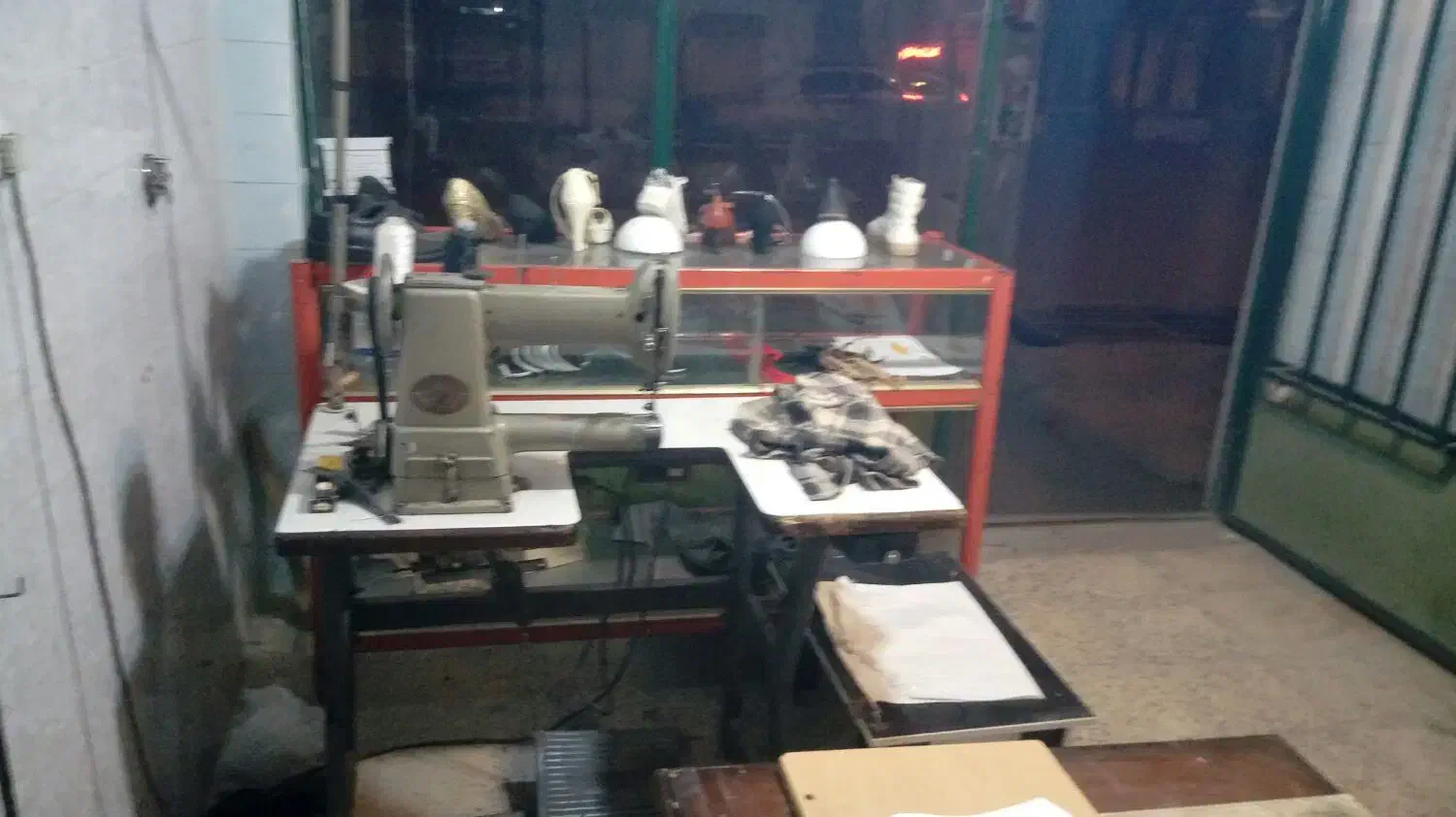 تعمیرات کفش عرفان|کیف، کفش، کمربند|ارومیه, |دیوار