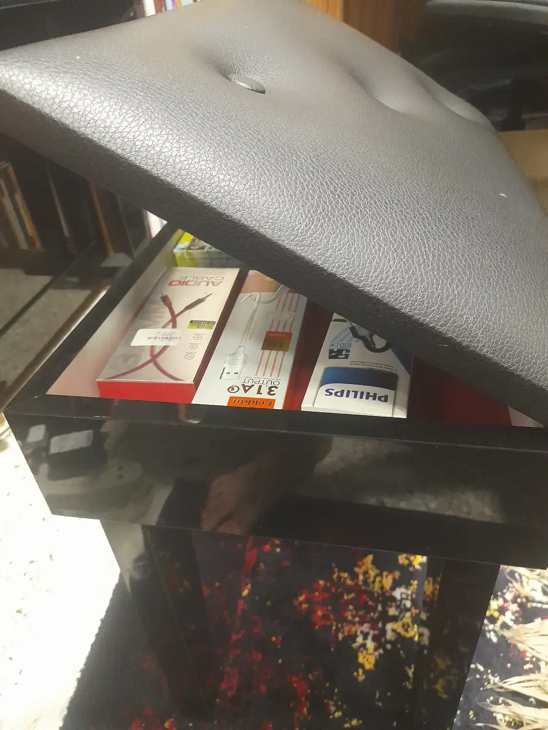 صندلی پیانو با درب باز شو|صندلی و نیمکت|اصفهان, طامه|دیوار