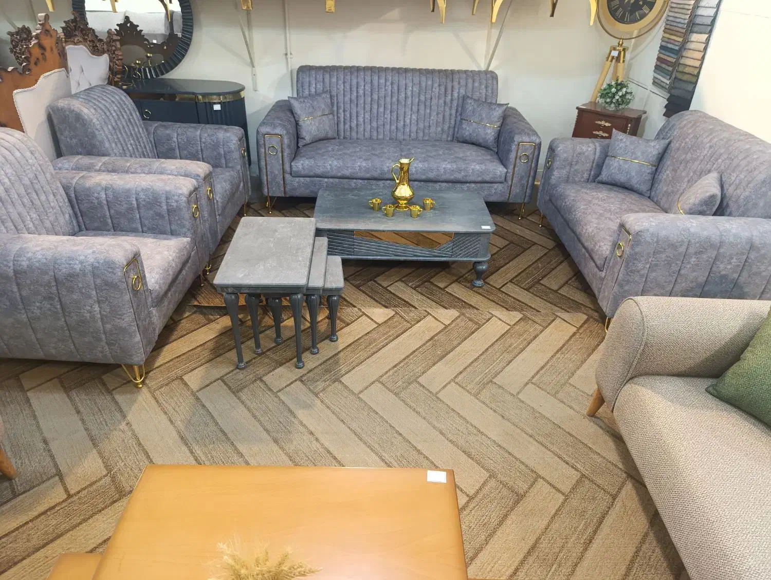 مبل چستر شیاری|مبلمان خانگی و میز عسلی|یزد, |دیوار