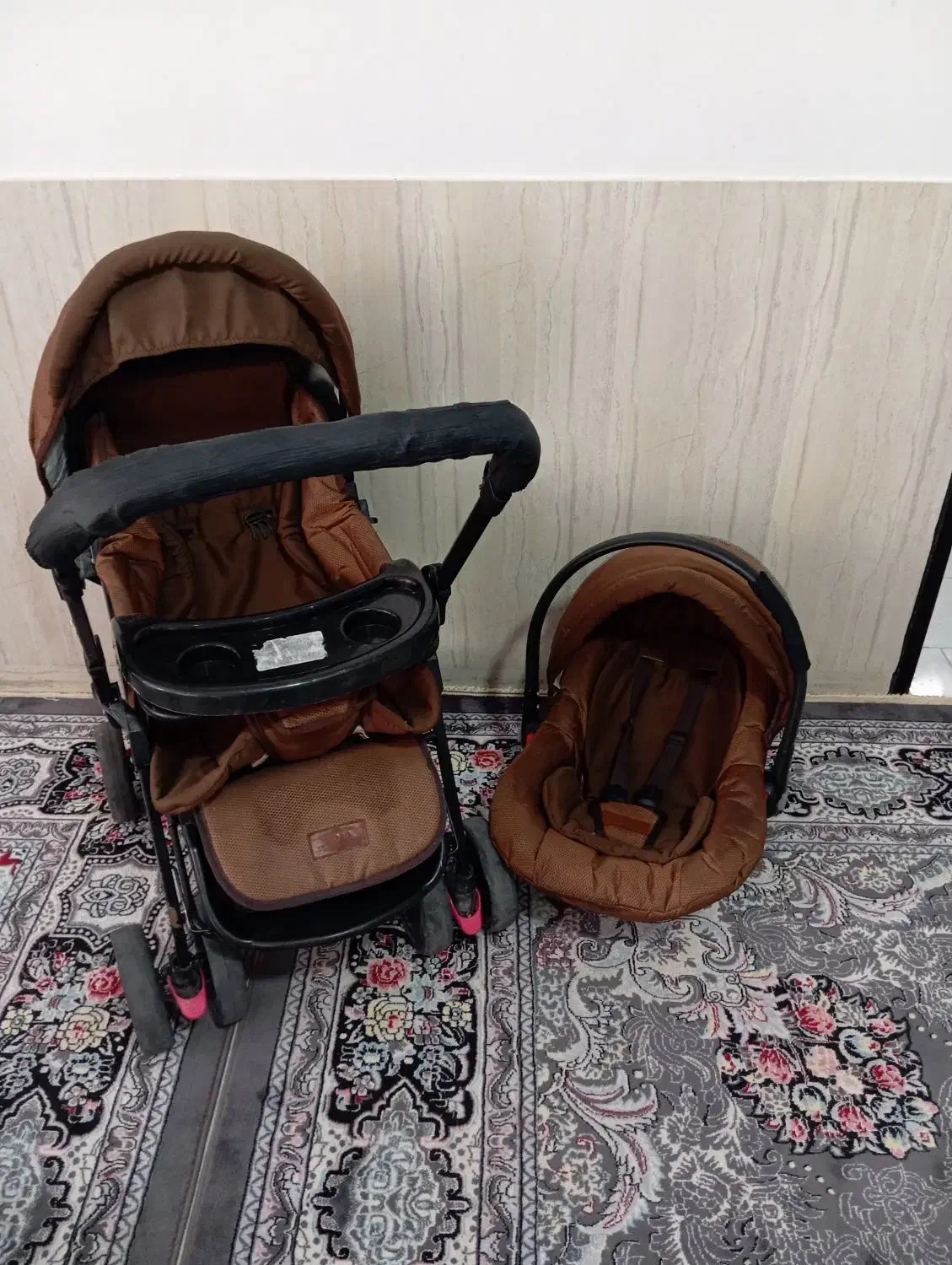 کالسکه و کریر|کالسکه و لوازم جانبی|ملک‌آباد, |دیوار