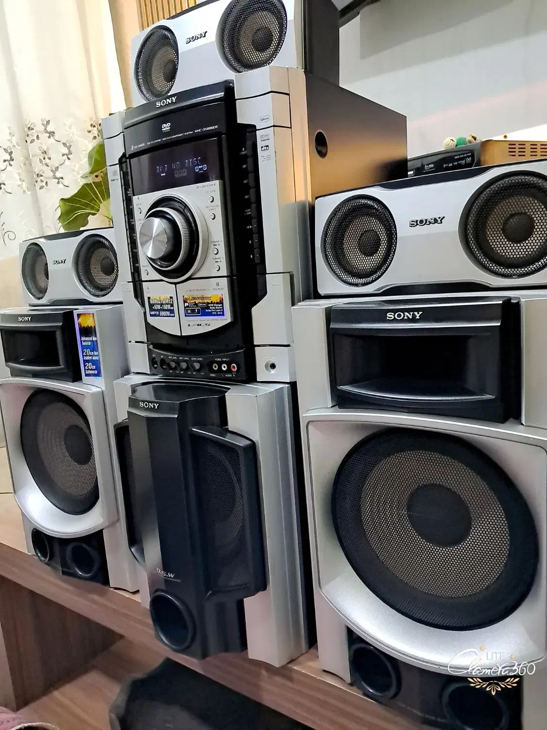 ظبط سونی زلزله صدای قدرتمند و آینه|سیستم صوتی خانگی|اصفهان, آبشار|دیوار