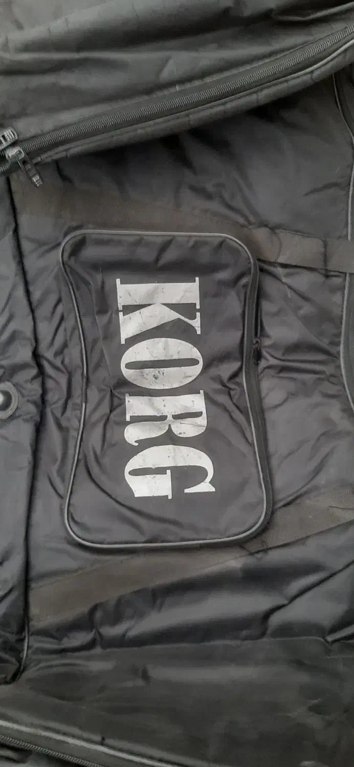 سه عدد کیف کیبورد korg|پیانو، کیبورد، آکاردئون|پرند, فاز ۶|دیوار