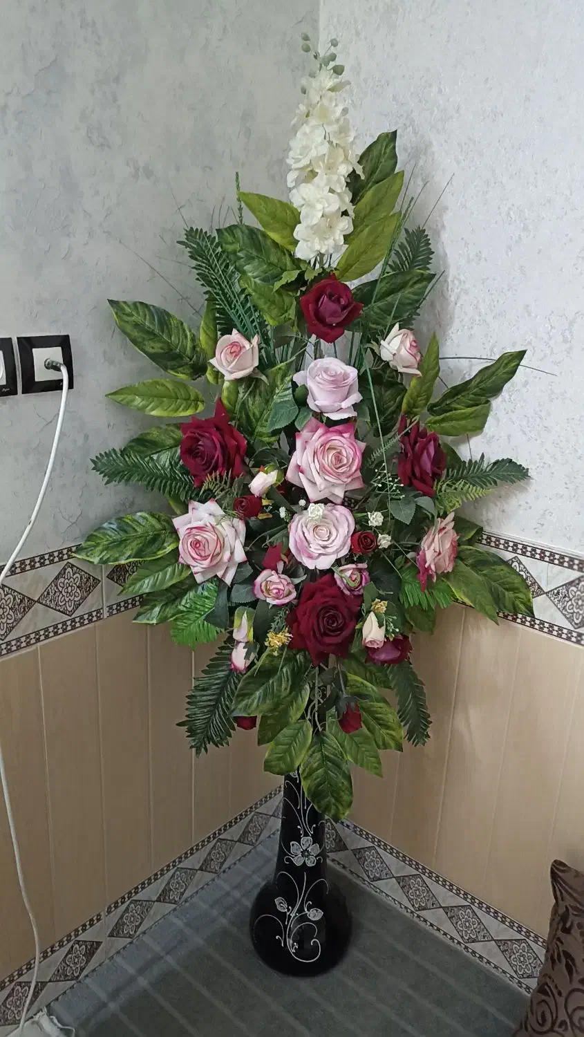 گل مصنوعی تمیز|گل مصنوعی|تربتحیدریه, پائین ولایت|دیوار