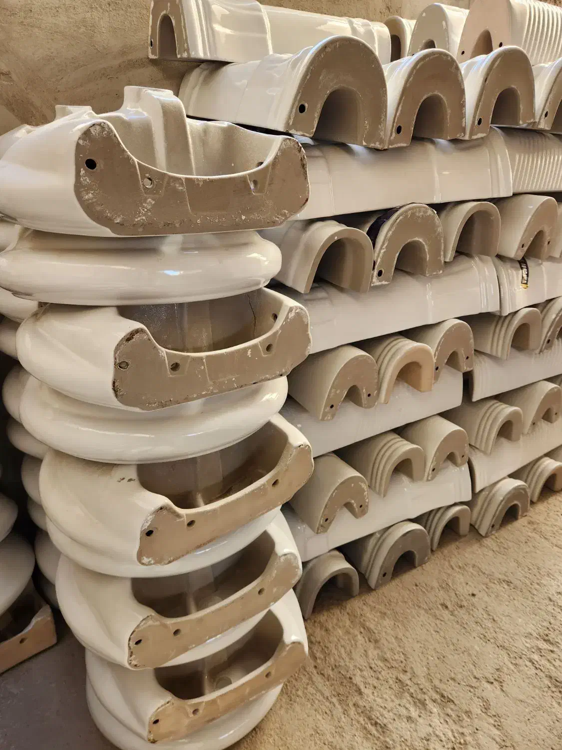 توالت فرنگی و سنگ روشویی به قیمت عمده|مصالح و تجهیزات ساختمان|بندرعباس, |دیوار