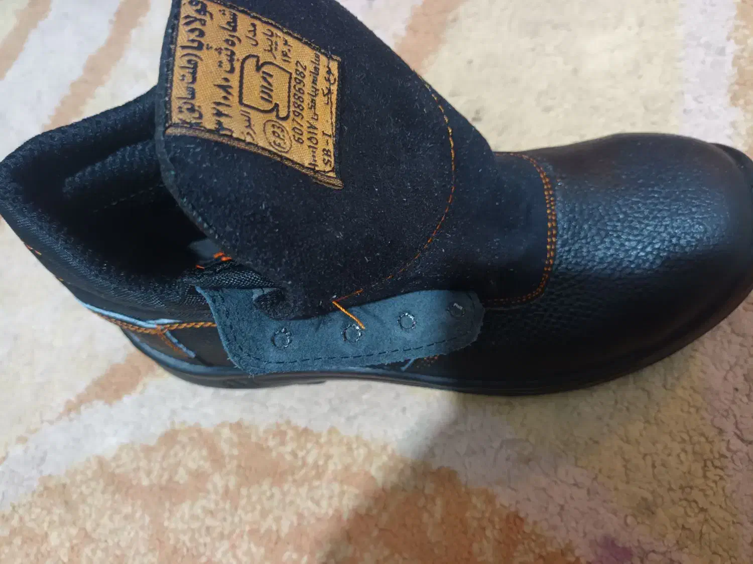 دوجفت کفش کار سالم سالم|کیف، کفش، کمربند|زابل, |دیوار