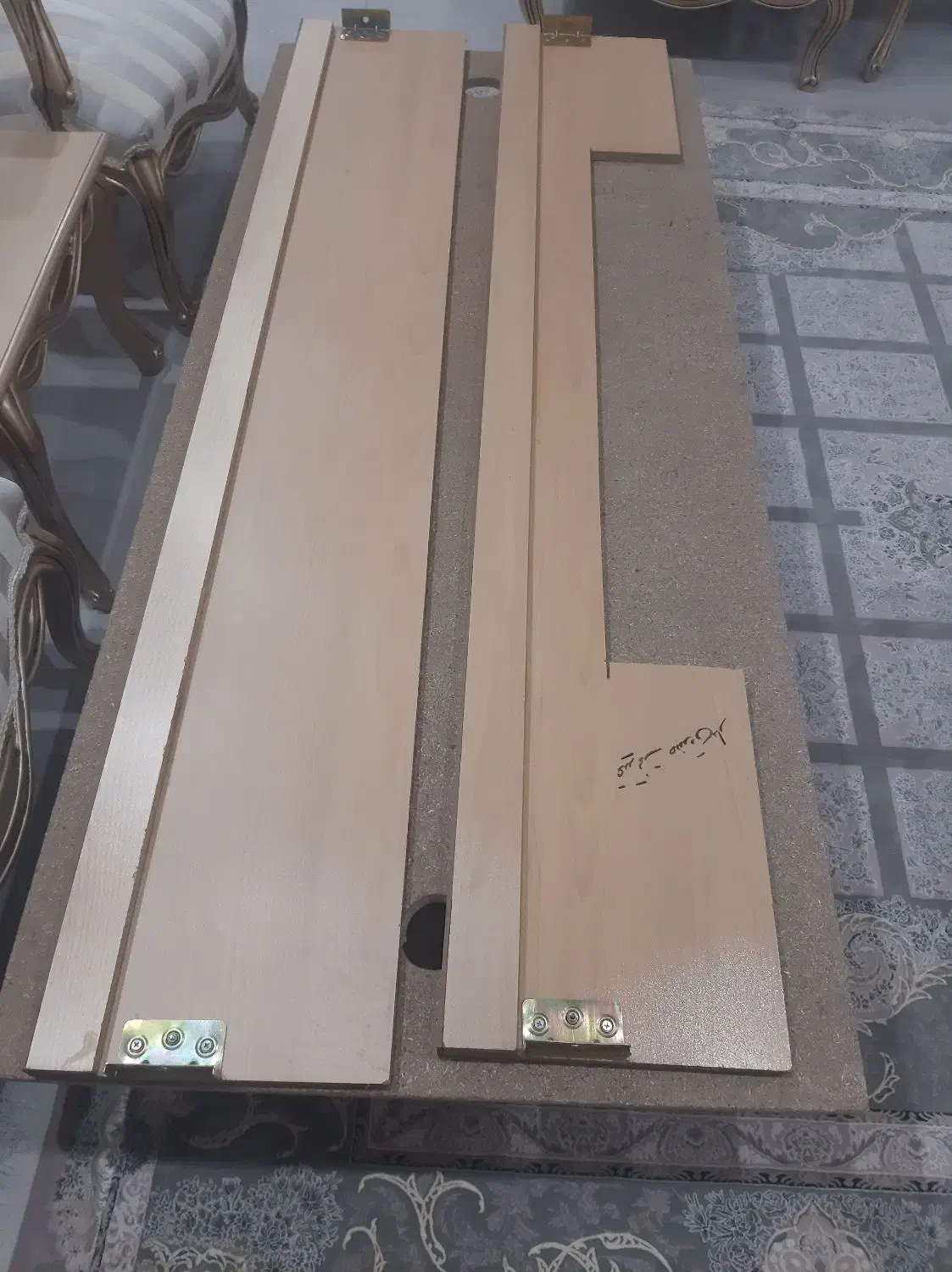 تخت نوجوان|تخت و سرویس خواب|نیشابور, هفده شهریور|دیوار