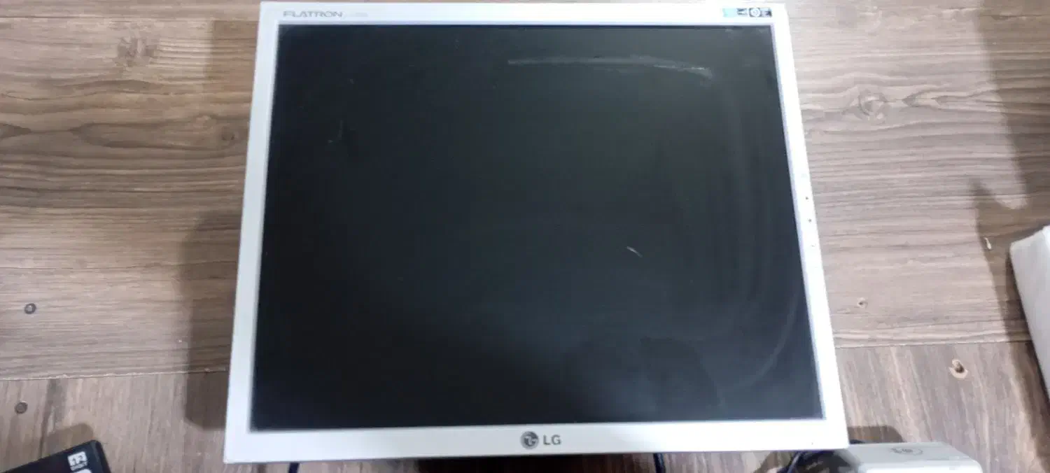 مانیتور  الجی|قطعات و لوازم جانبی رایانه|چهارباغ, |دیوار