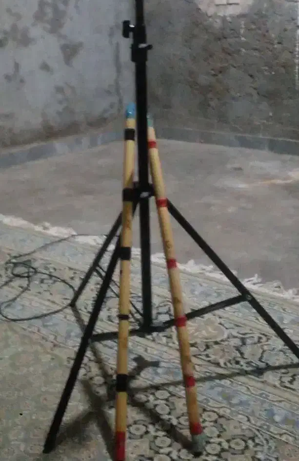 پایه دوربین و مکروفن|دوربین عکاسی و فیلمبرداری|شوشتر, |دیوار