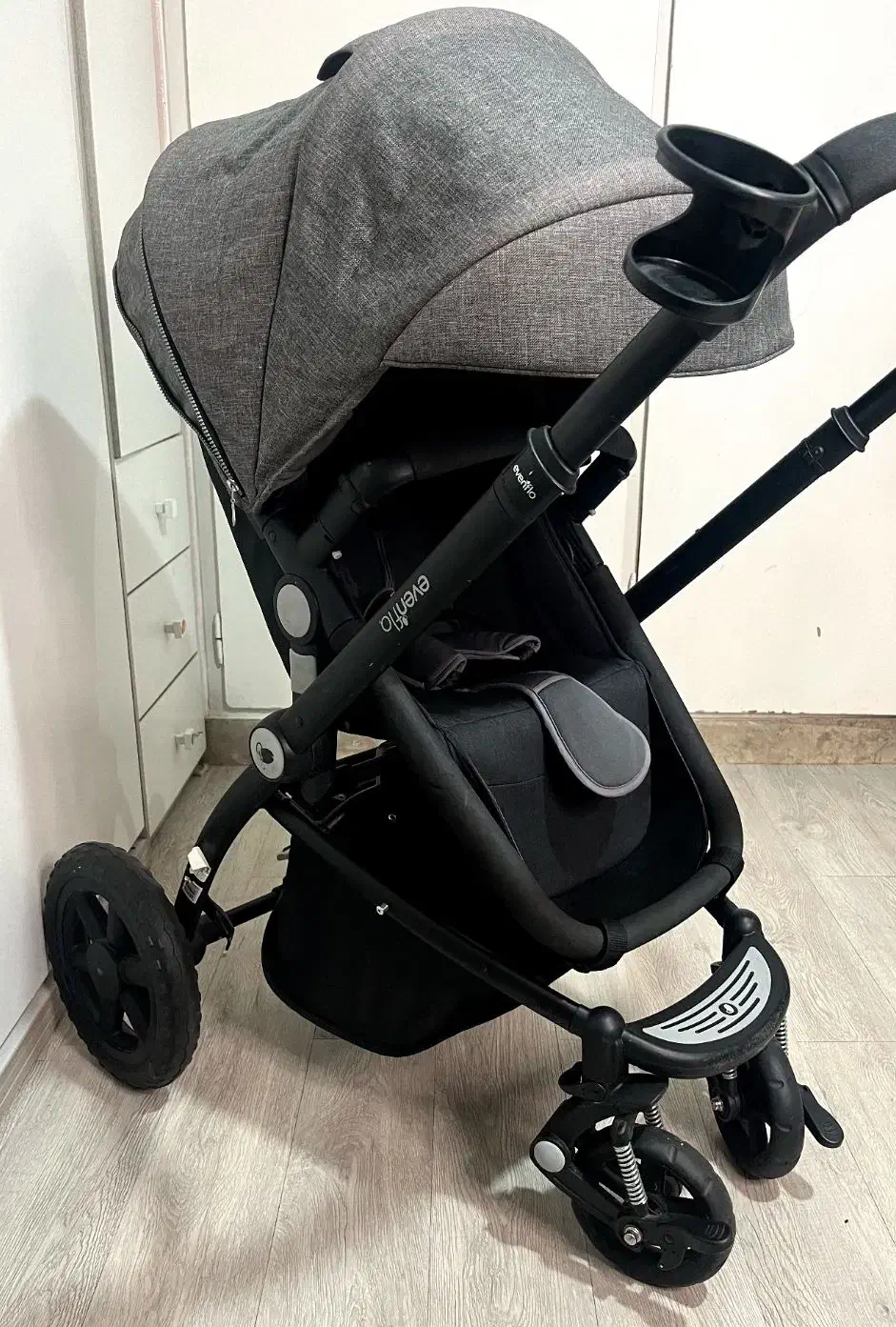 کالسکه آمریکایی ایون فلو|کالسکه و لوازم جانبی|تهران, منیریه|دیوار