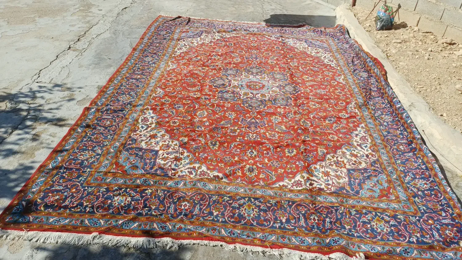 فرش ۱۲ متری|فرش|فیروزآباد (فارس), |دیوار