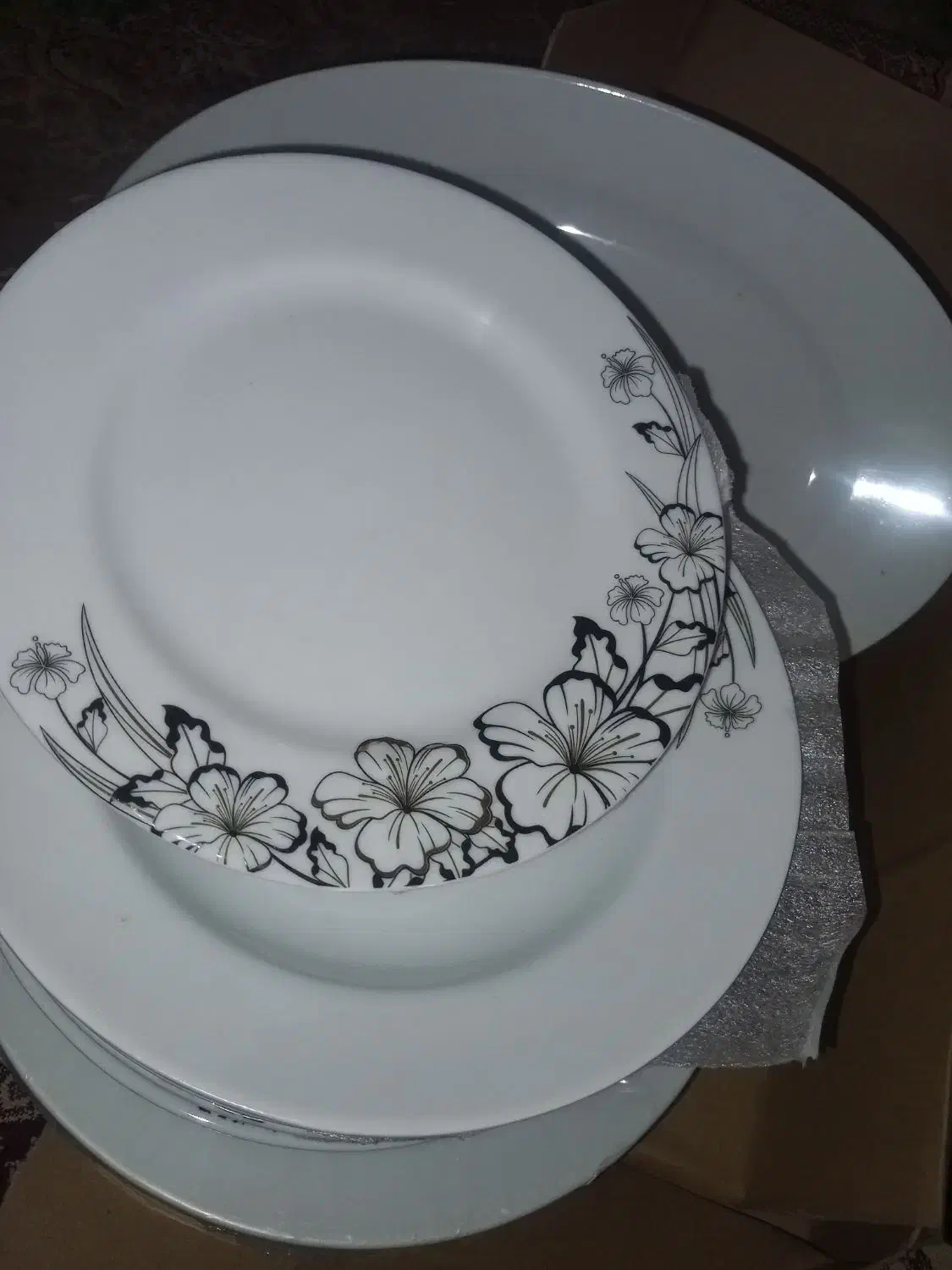 سرویس ۱۲ نفر|ظروف سرو و پذیرایی|اهواز, نادری|دیوار