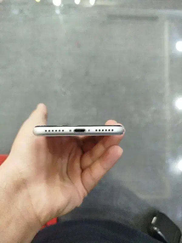 گوشی se 2020|موبایل|اصفهان, مفتح|دیوار