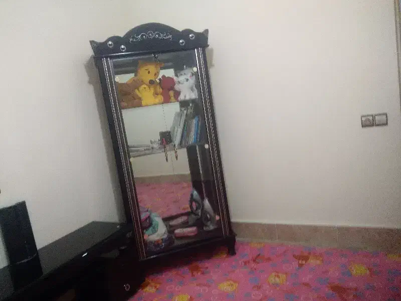 بوفه بسیار جا دار|بوفه، ویترین، کنسول|کوهدشت, |دیوار