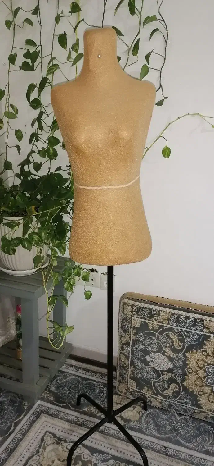 مانکن دکوری|لوازم خیاطی و بافتنی|قم, مجیدیه|دیوار