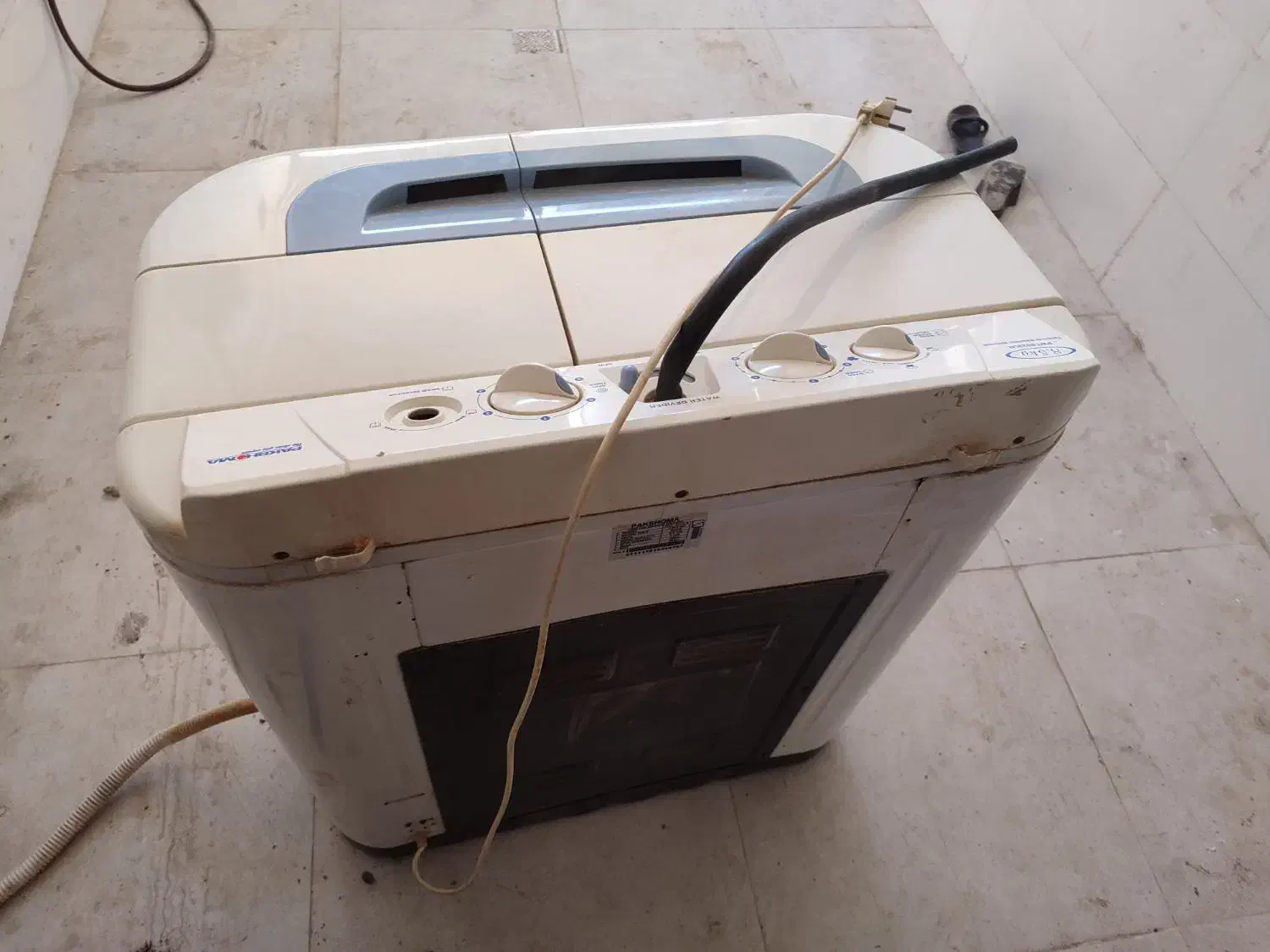 کهنه شور|ماشین لباسشویی و خشک‌کن لباس|سرپل ذهاب, |دیوار