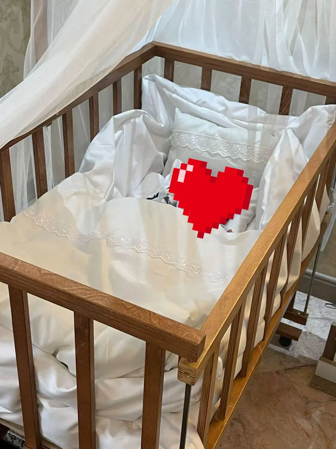 تخت کنار مادر و کریر|تخت و سرویس خواب|ری, منصوریه منگل|دیوار