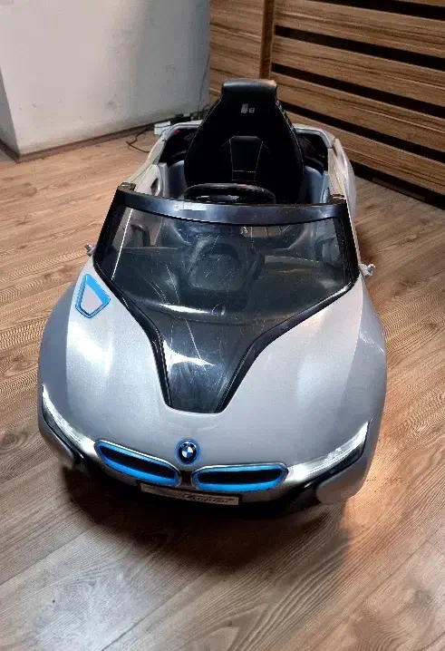 ماشین شارژی BMW i8|اسباببازی|تهران, درکه|دیوار
