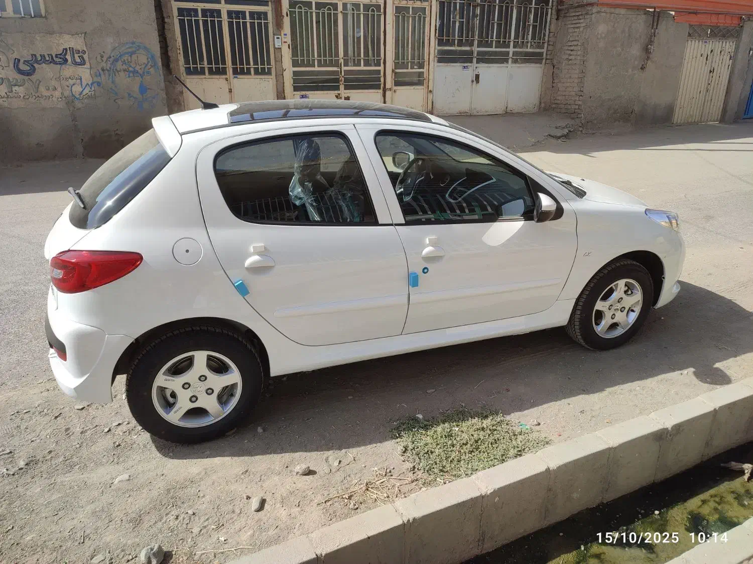 پژو ۲۰۷i پاناروما TU5P سفید|خودرو سواری و وانت|نیشابور, سرآب کوشک|دیوار