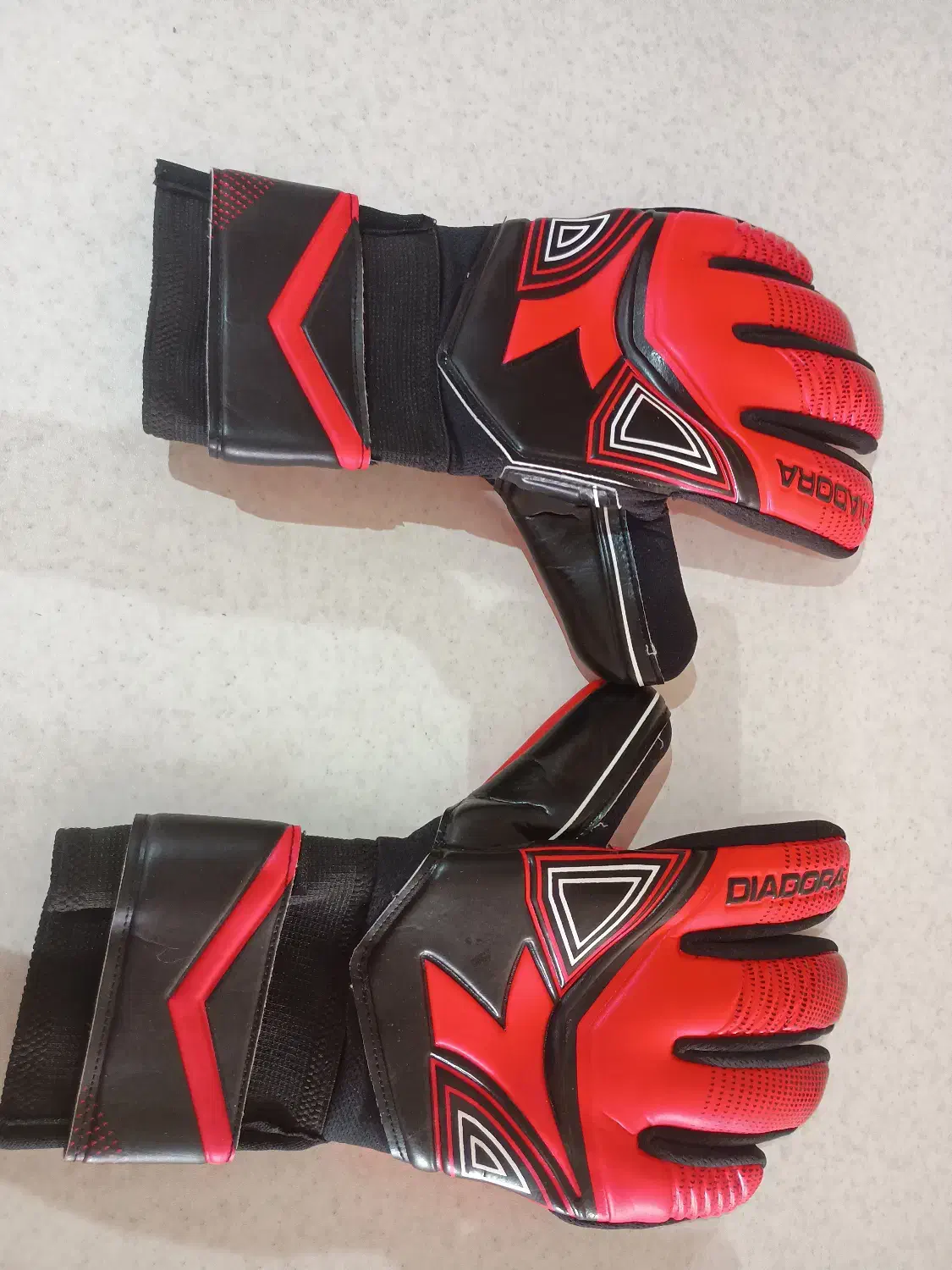 دستکش گلری (دروازه بانی)|ورزش‌های توپی|فردیس, شهرک سپاه|دیوار