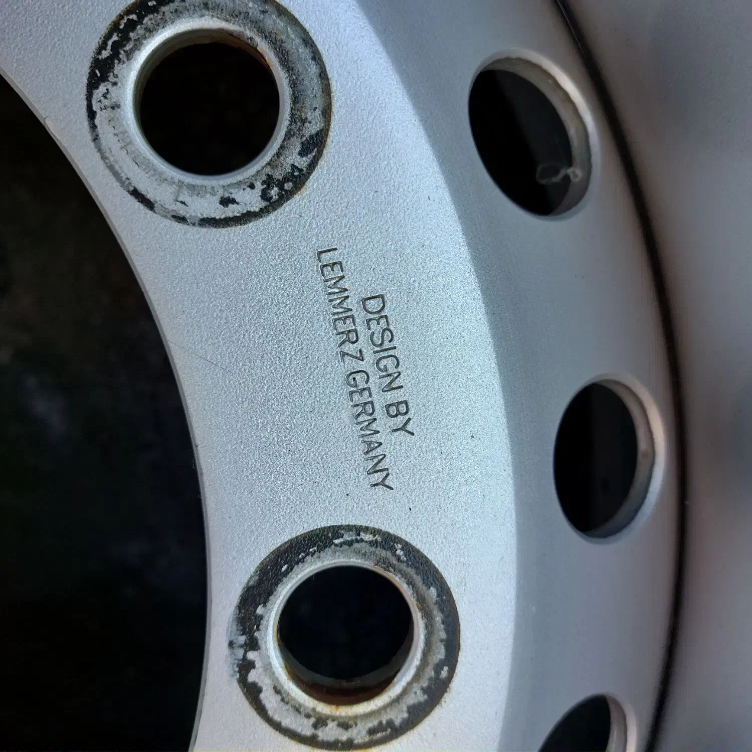 رینگ اصلی۳۸۵ اچ ال تری ساج وسط|قطعات یدکی و لوازم جانبی|رودشت (اصفهان), |دیوار