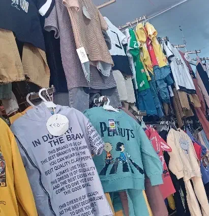 حراج لباس 200-300 تومن|حراج|بندر ماهشهر, |دیوار