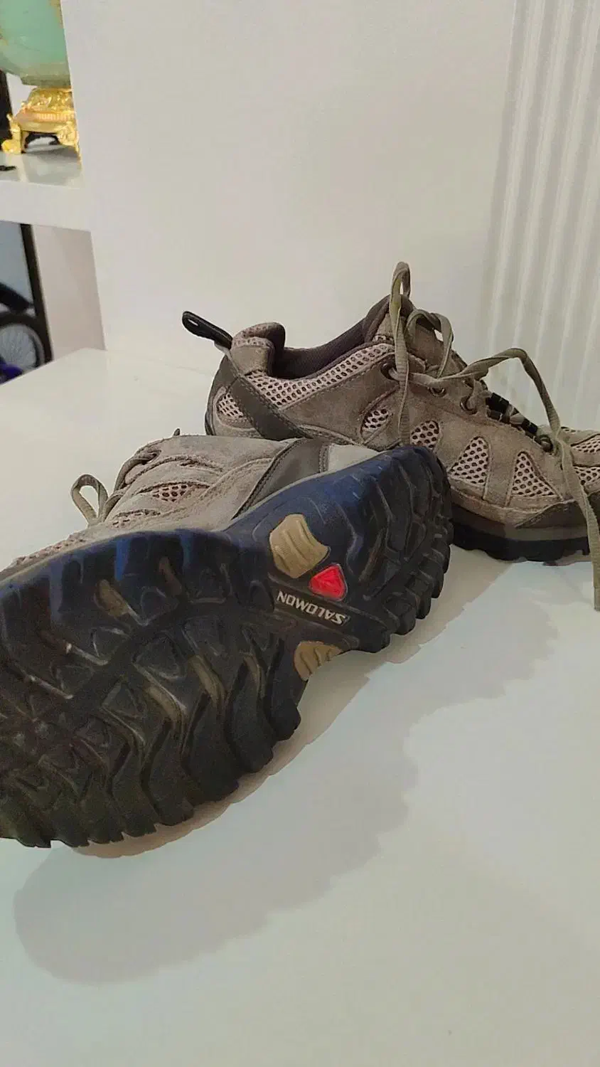 کفش کوهنوردی اصل نیم بوت زنانه|کیف، کفش، کمربند|مشهد, الهیه|دیوار