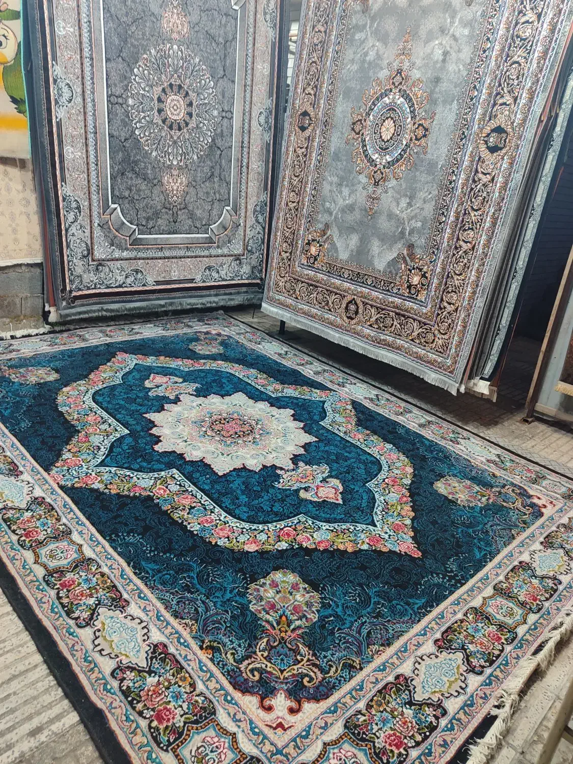 فرش 12 9 6 4 3متری تخفیفی چالوس|فرش|چالوس, |دیوار