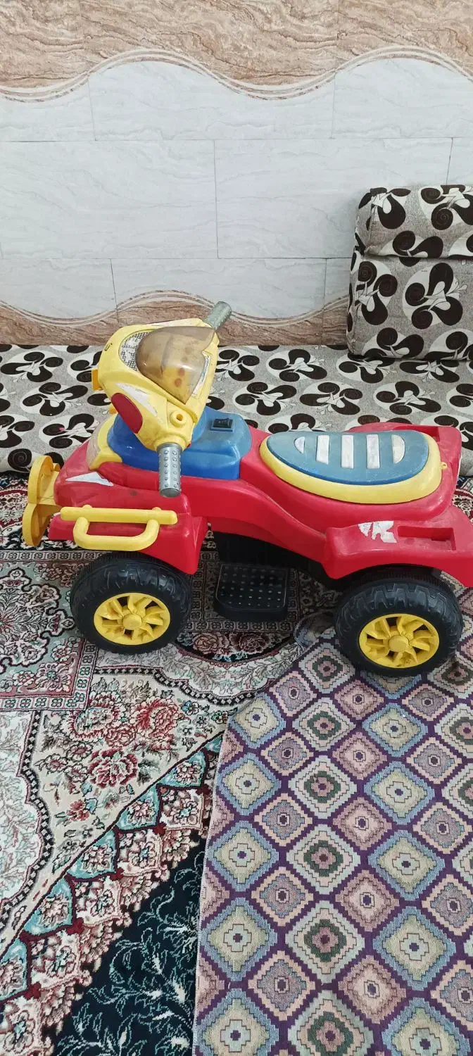 ماشین برقی|اسباب‌‌بازی|کارون, |دیوار