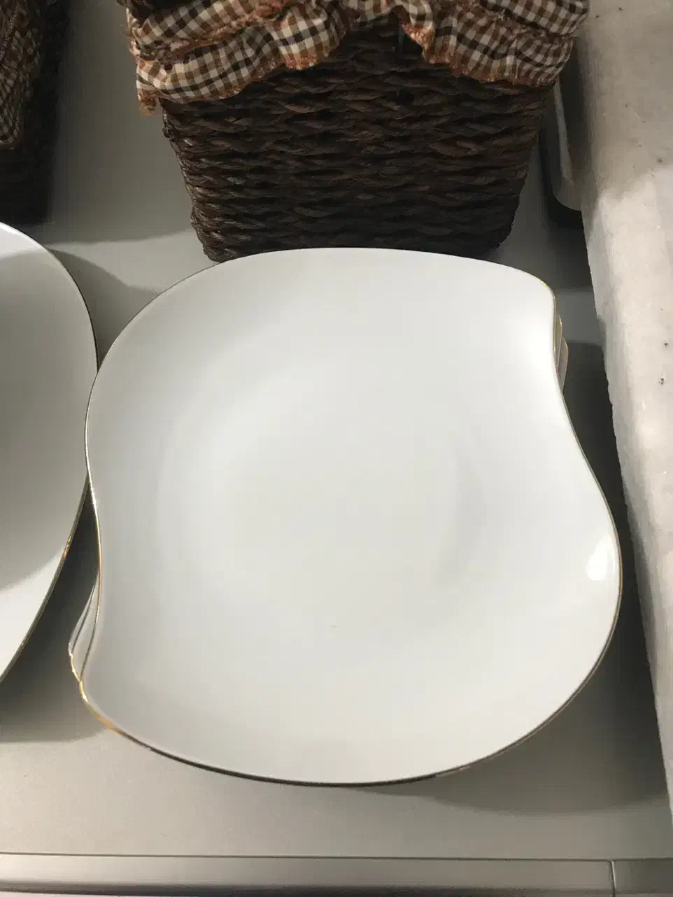 سرویس عروس مقصود|ظروف سرو و پذیرایی|ساری, |دیوار