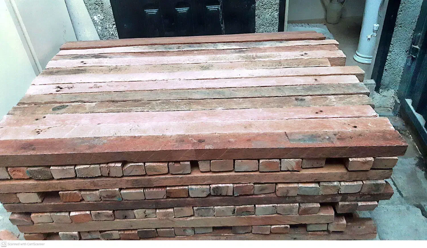 چوب|عمدهفروشی|محمدشهر, زیبادشت|دیوار