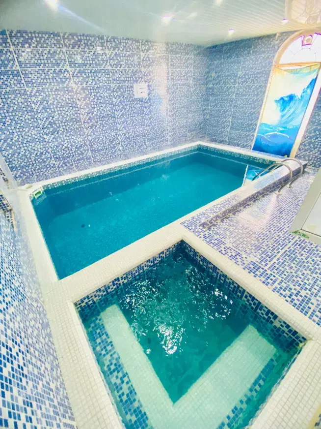 ویلا لوکس نوساز با استخر وجکوزی داغ جاده باغرود|اجارهٔ کوتاه‌مدت ویلا و باغ|نیشابور, باغرود|دیوار