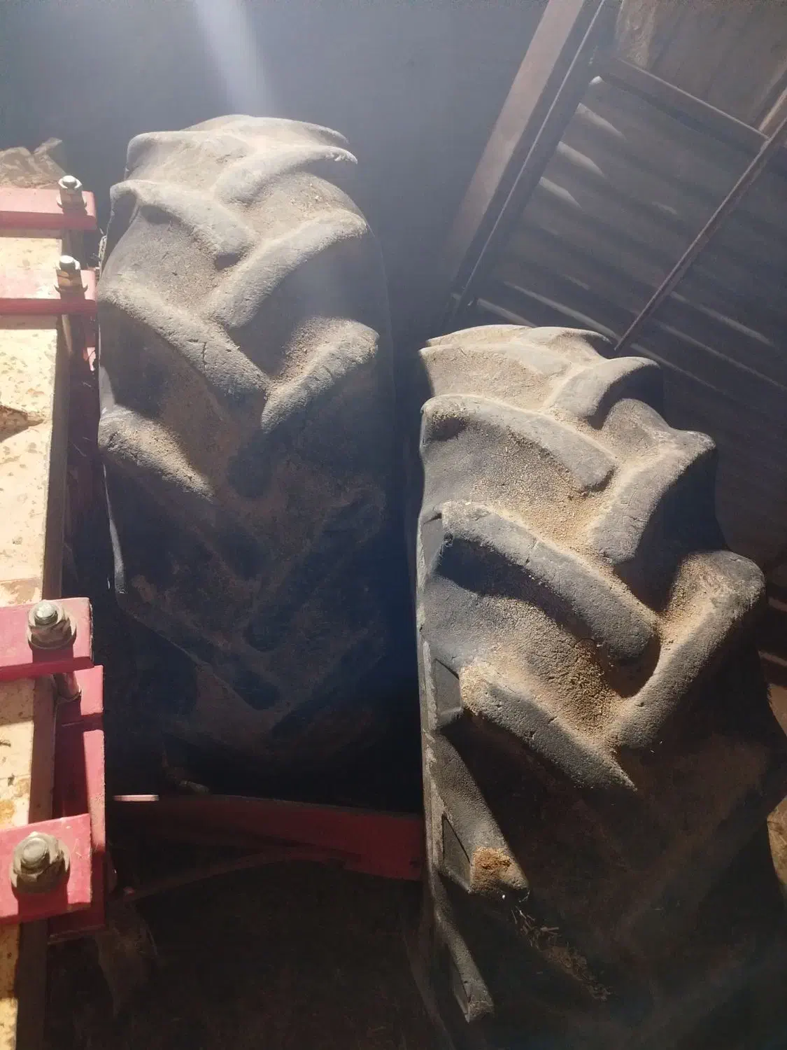 لاستیک تراکتور|قطعات یدکی و لوازم جانبی|گیلان غرب, |دیوار