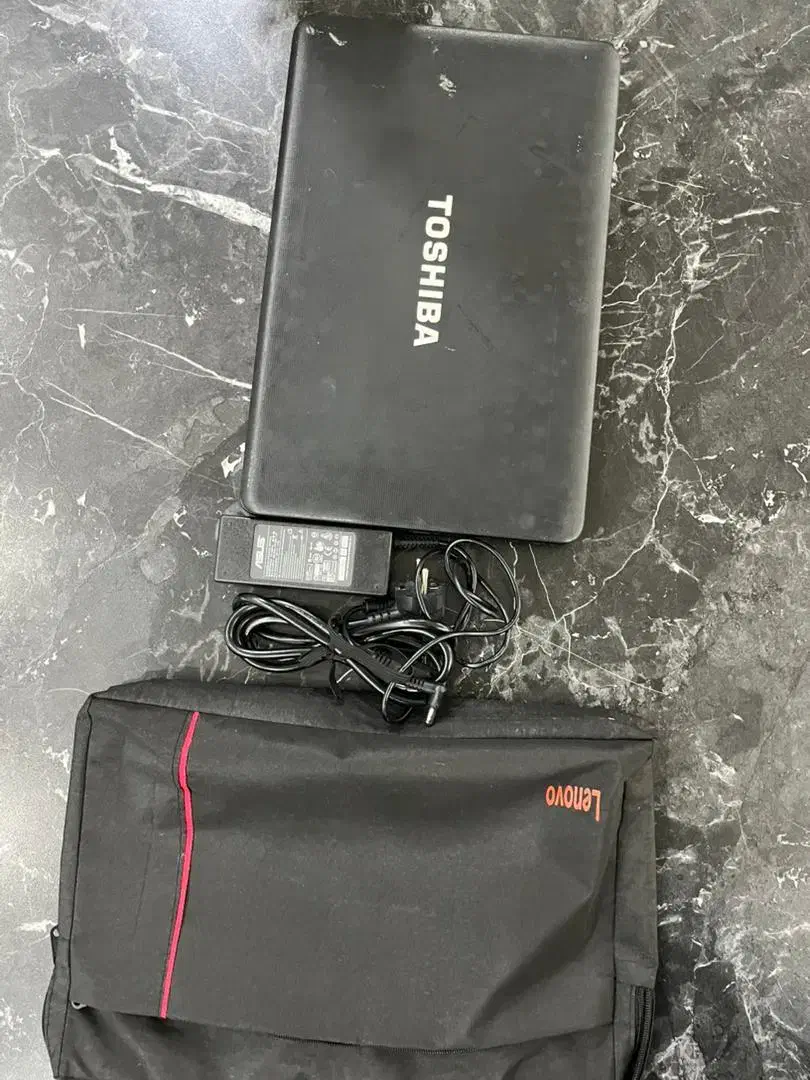 لب تاپ توشیبا|رایانه همراه|کاشان, مفتح|دیوار