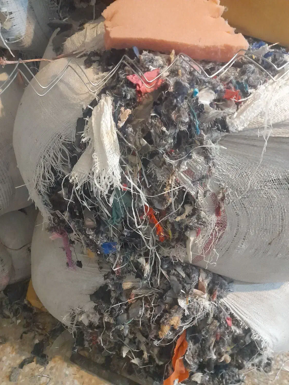 فروش،  تکه پارچه الیاف شده جهت کار تولیدی، مبلمان|مبلمان خانگی و میز عسلی|نورآباد ممسنی, |دیوار