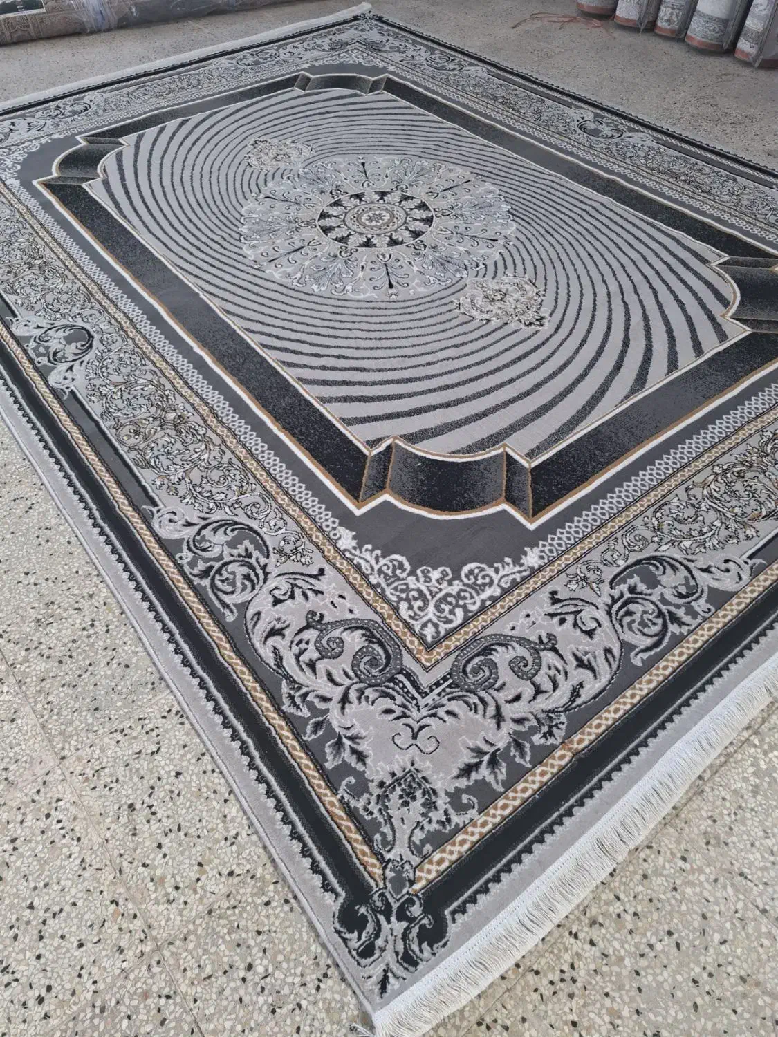 فرش|فرش|اندیشه, اندیشه فاز ۱|دیوار