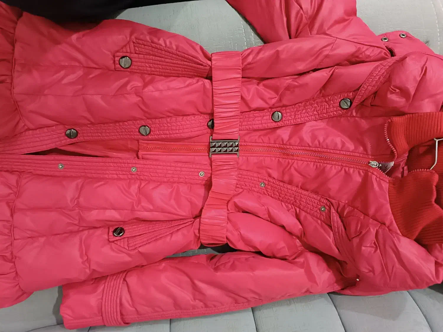 کاپشن نو|لباس|زیباکنار, |دیوار