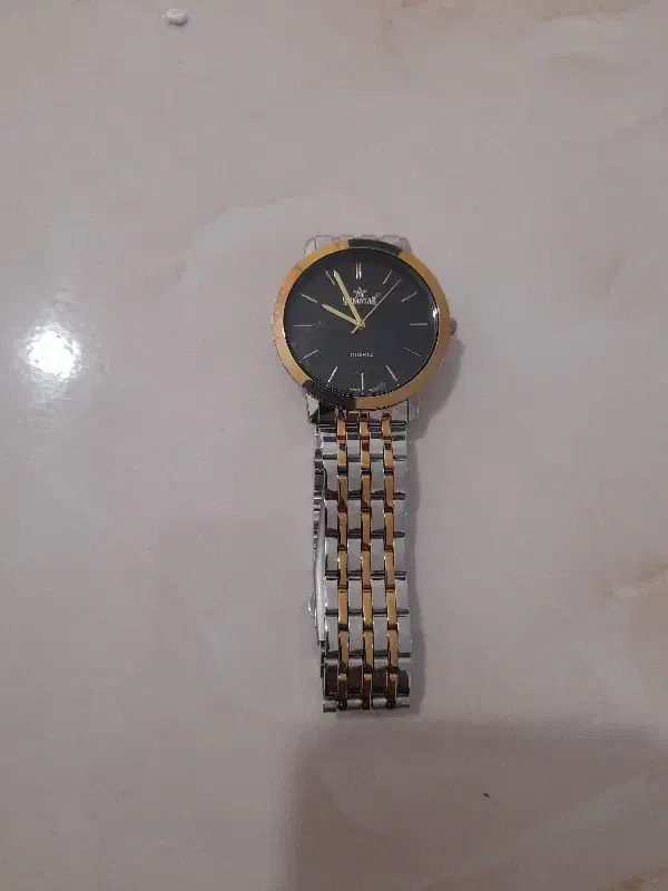 فروشی|ساعت|شیراز, گل سرخ|دیوار