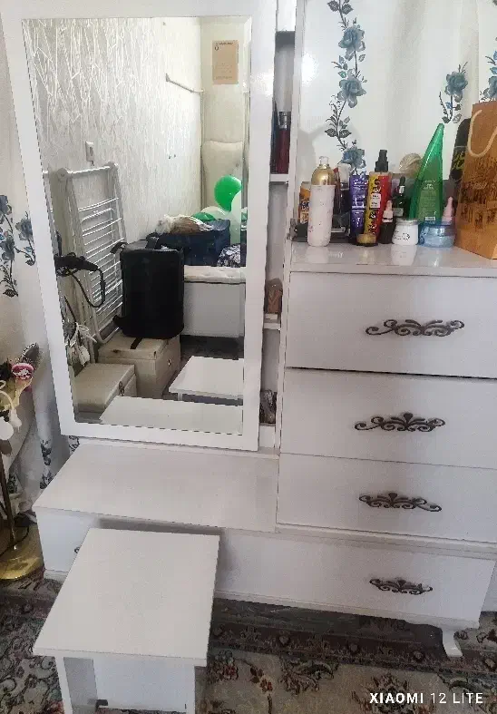 تخت و سرویس چوب|تخت و سرویس خواب|یزد, |دیوار