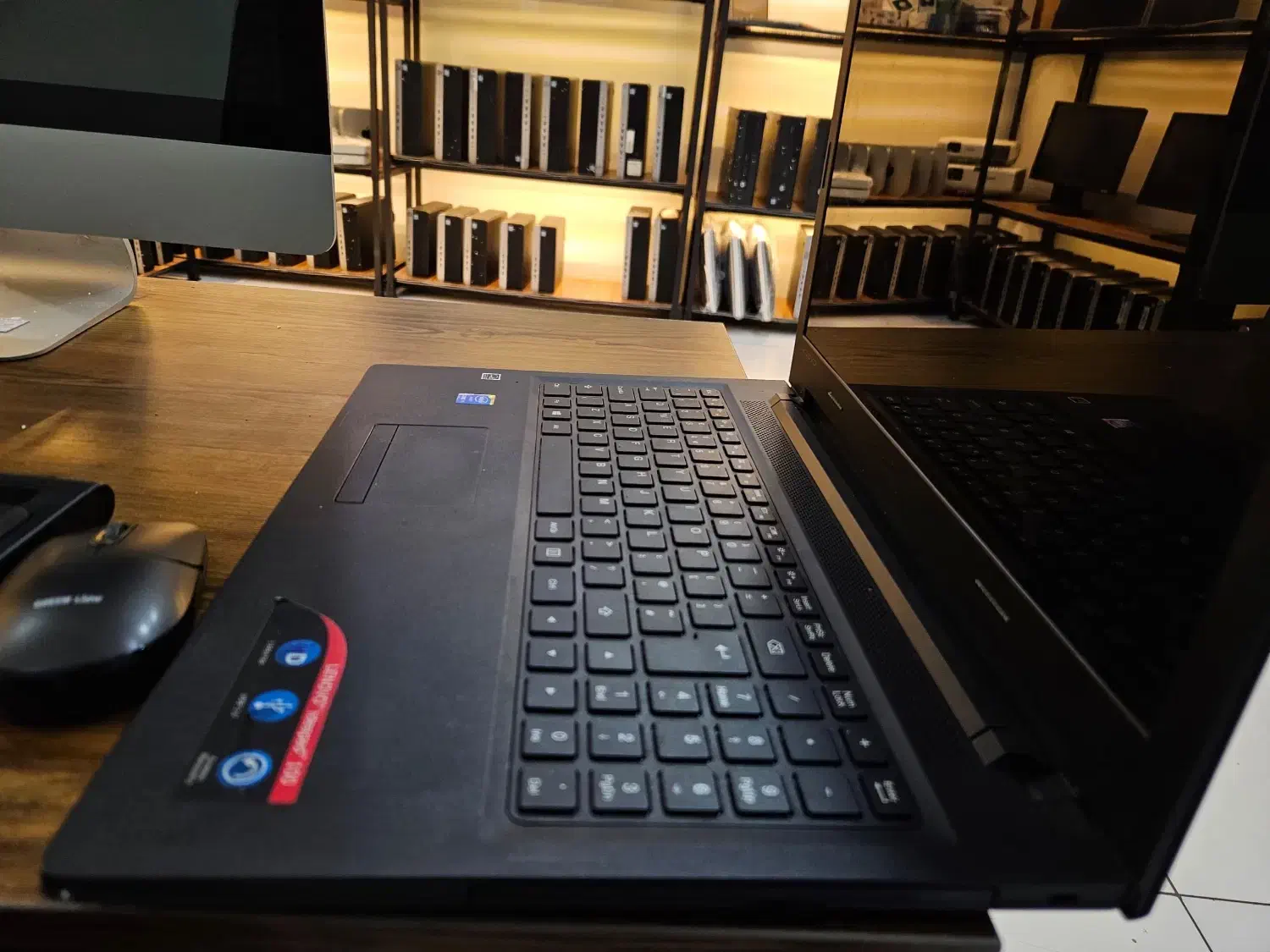 لپ تاپ نو از ترکیه خریداری شده|رایانه همراه|شیراز, عفیف‌آباد|دیوار