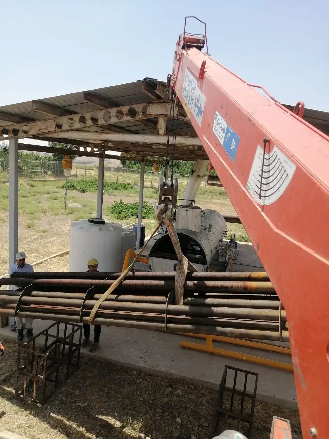 خدمات جرثقیل کفی با دکل 25 متری|خدمات حمل و نقل|میاندوآب, |دیوار