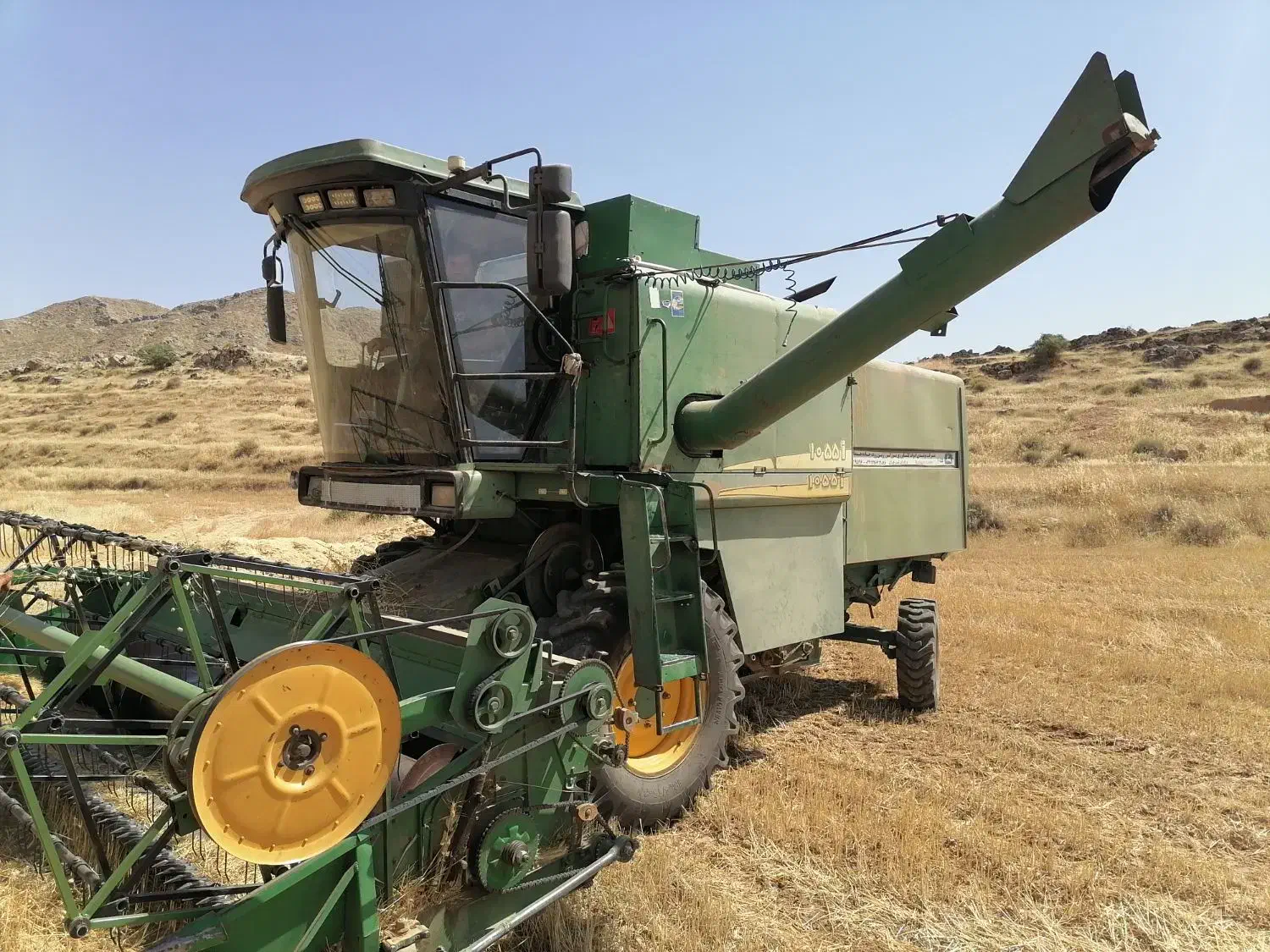 کمباین  جاندیر|خودرو سنگین|گل تپه, |دیوار