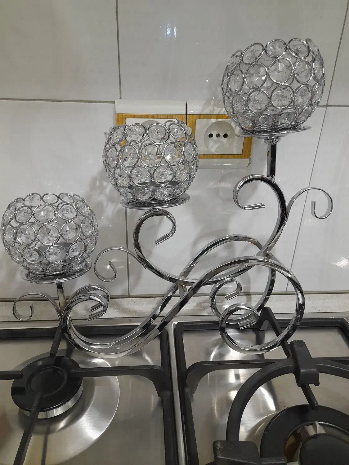 لوازم خونگی و تزیینی و اینه و کنسول|بوفه، ویترین، کنسول|نسیم‌شهر, |دیوار