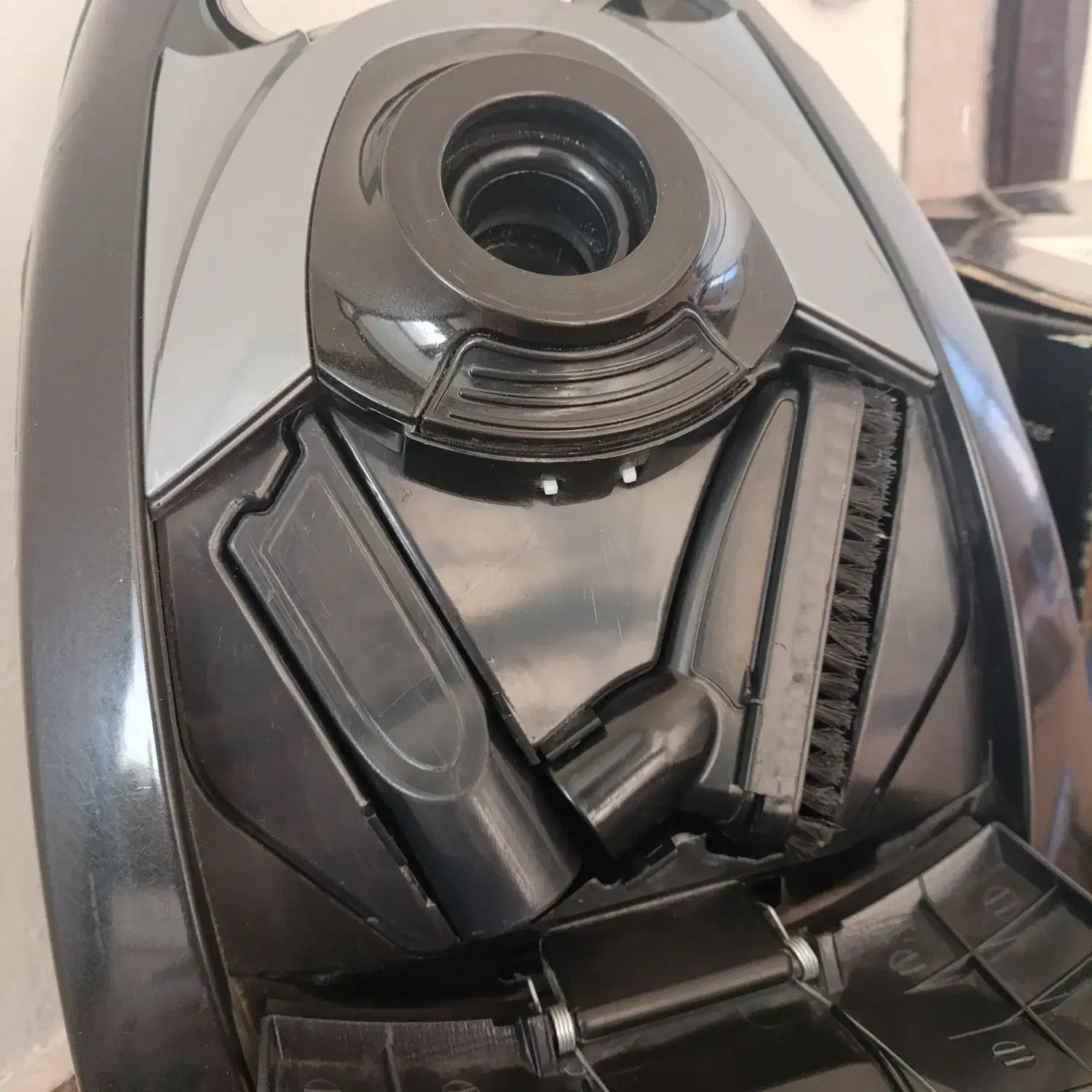 جاروبرقی فیلیپس(Made in Holland)|جاروبرقی، جارو شارژی، بخارشو|بیرجند, |دیوار